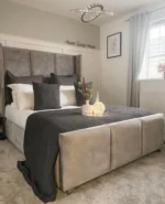 Savoy Winged Headboard Bed - Image 2